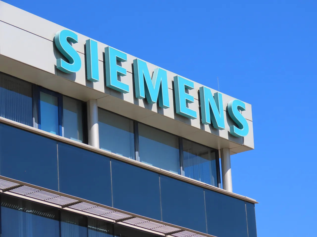 Siemens Launches Industrial AI Pipeline to Revolutionize Factory Automation